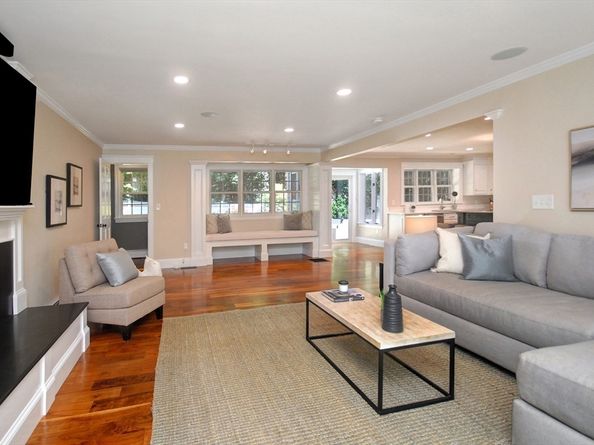 53 Sarah Way, Concord MA 01742