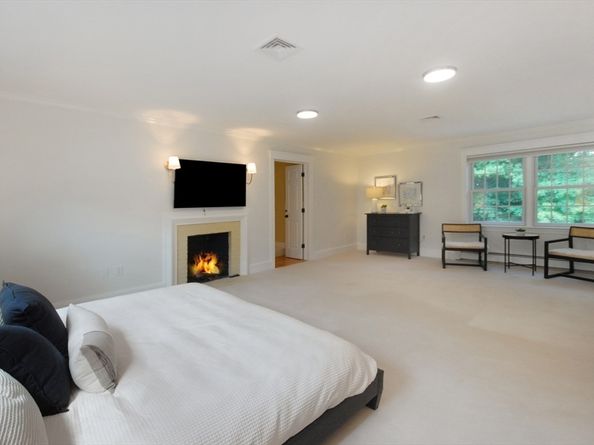 53 Sarah Way, Concord MA 01742