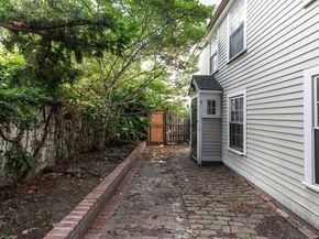 21A Pinckney, Boston MA 02114