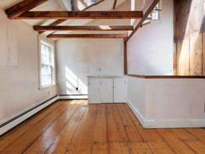 21A Pinckney, Boston MA 02114