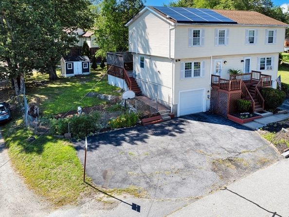 34 Rudolph St, Worcester MA 01604