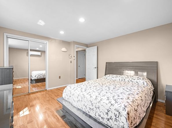 34 Rudolph St, Worcester MA 01604