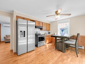 34 Rudolph St, Worcester MA 01604