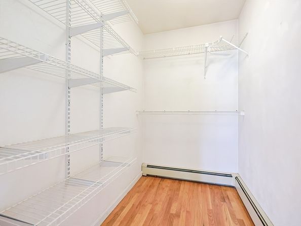 10 Prospect St, Upton MA 01568