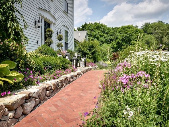 178 Dedham Street, Dover MA 02030