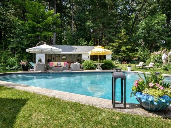 178 Dedham Street, Dover MA 02030