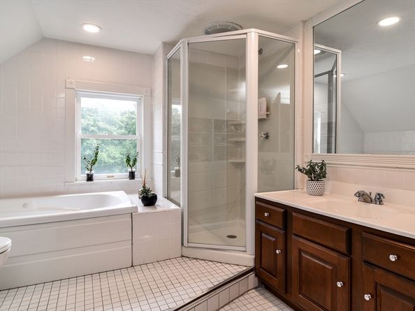 178 Dedham Street, Dover MA 02030