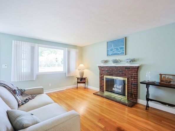 767 Washington St, Dedham MA 02026