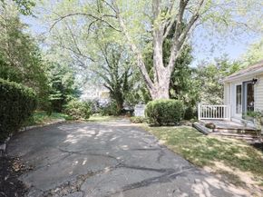 767 Washington St, Dedham MA 02026