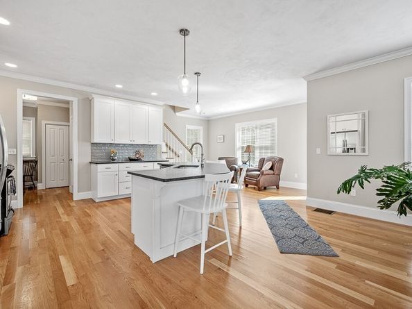 70 Jordan Rd, Holden MA 01520