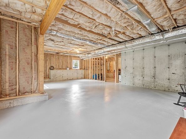 70 Jordan Rd, Holden MA 01520