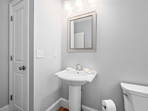 70 Jordan Rd, Holden MA 01520