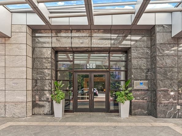 500 Atlantic Avenue 14T, Boston MA 02210