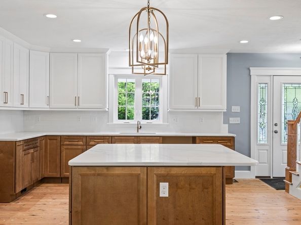 20 Wachusett Dr, Westminster MA 01473