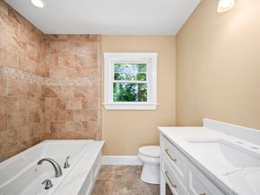 20 Wachusett Dr, Westminster MA 01473