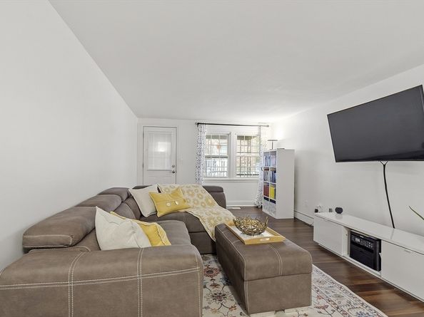 5 Elm St 2, Acton MA 01720
