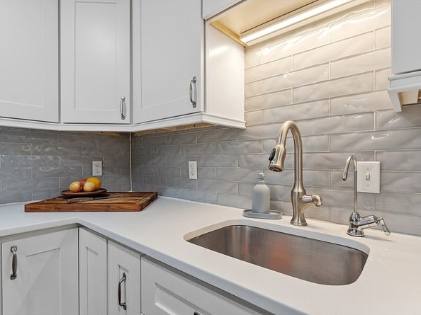 5 Elm St 2, Acton MA 01720