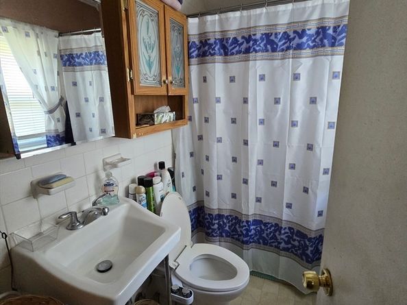 107 Lynnway, Lynn MA 01902