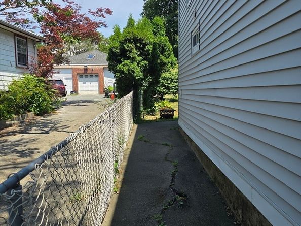 107 Lynnway, Lynn MA 01902