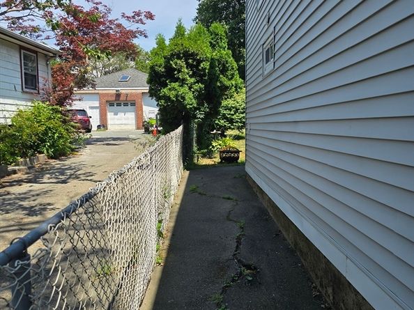 107 Lynnway, Lynn MA 01902