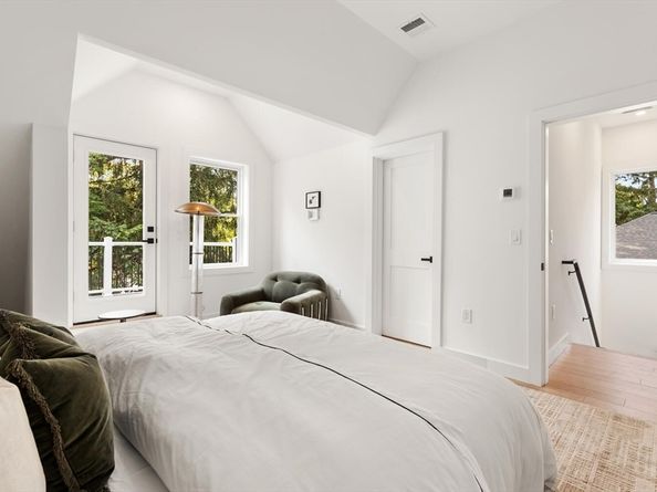 4 Wyman Court 4, Winchester MA 01890