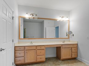 13 Wilshire Way 13, Marlborough MA 01752