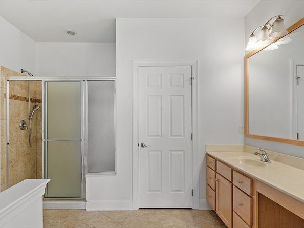 13 Wilshire Way 13, Marlborough MA 01752