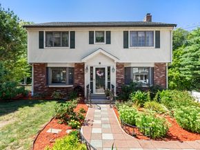 18 Laurel Park, Holbrook MA 02343