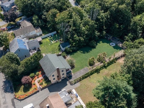 18 Laurel Park, Holbrook MA 02343