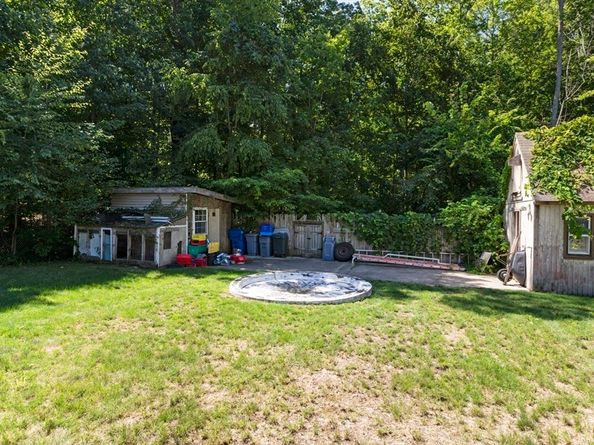 18 Laurel Park, Holbrook MA 02343