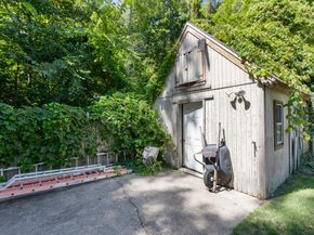 18 Laurel Park, Holbrook MA 02343