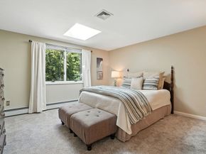 7 Bonnie Ln, Kingston MA 02364