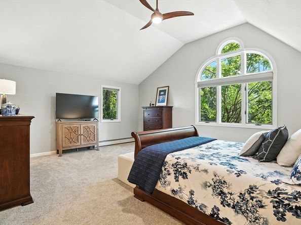 7 Bonnie Ln, Kingston MA 02364