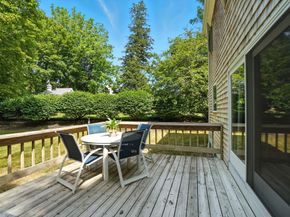 7 Bonnie Ln, Kingston MA 02364