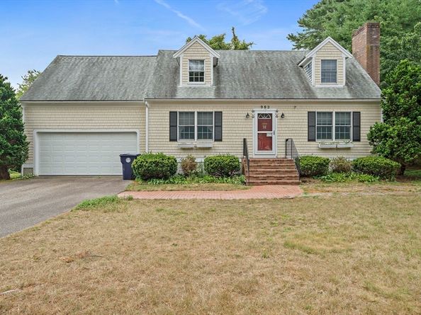 982 Point Rd, Marion MA 02738
