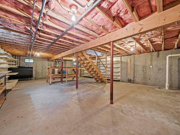 982 Point Rd, Marion MA 02738