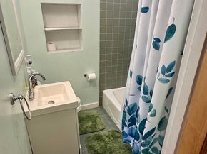 50 Center St, Weymouth MA 02189
