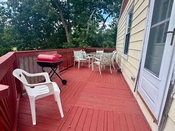 50 Center St, Weymouth MA 02189