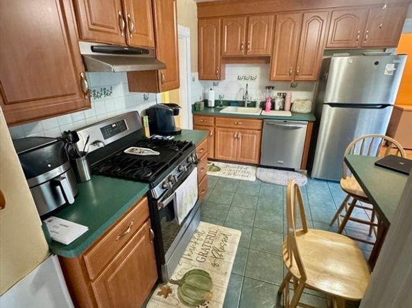 50 Center St, Weymouth MA 02189