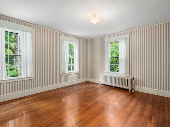 33 Wellington Lane, Belmont MA 02478