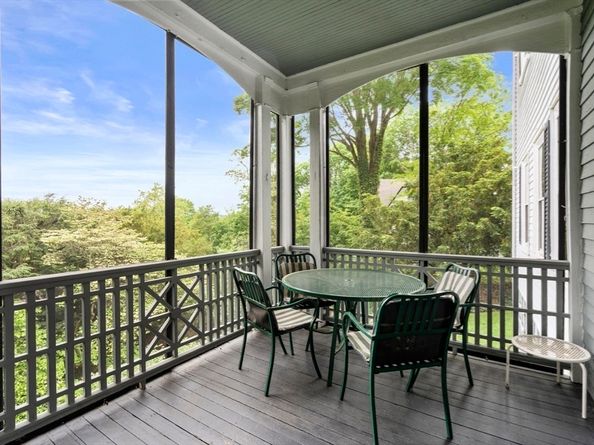 33 Wellington Lane, Belmont MA 02478
