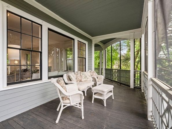 33 Wellington Lane, Belmont MA 02478