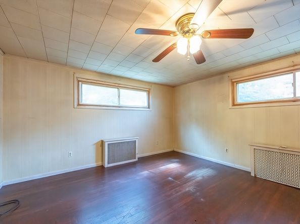 54 Hill Street, Hopedale MA 01747