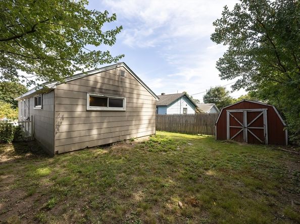 54 Hill Street, Hopedale MA 01747