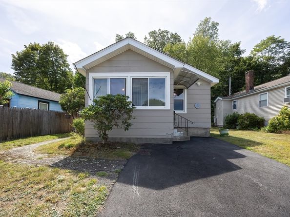 54 Hill Street, Hopedale MA 01747