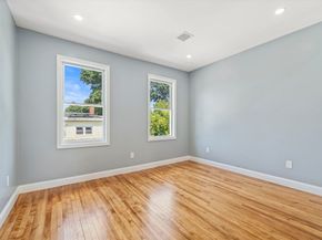 27-29 Camp St, Worcester MA 01603