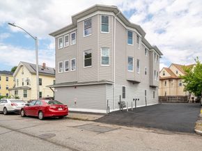 27-29 Camp St, Worcester MA 01603
