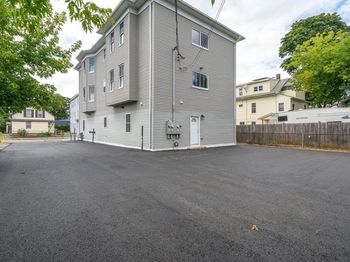 27-29 Camp St