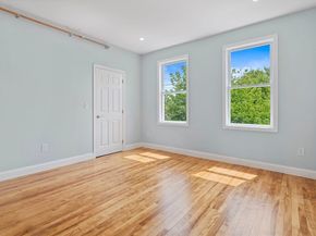 27-29 Camp St, Worcester MA 01603