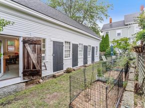 15 High Street D, Rockport MA 01966